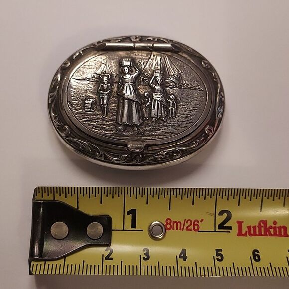 Antique Dutch Silver Snuff Pill Box Repousse Scene - Picture 8 of 9